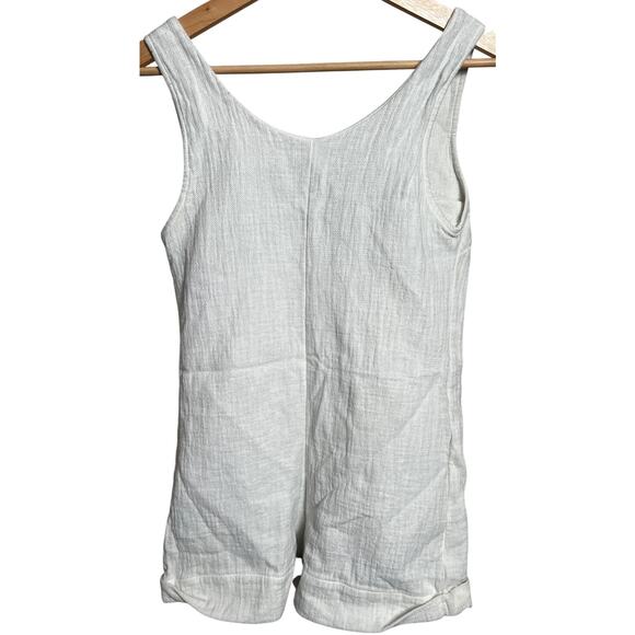 Urban Renewal Vintage Fabric & Reworked Romper Button Down Size XS - Picture 3 of 6